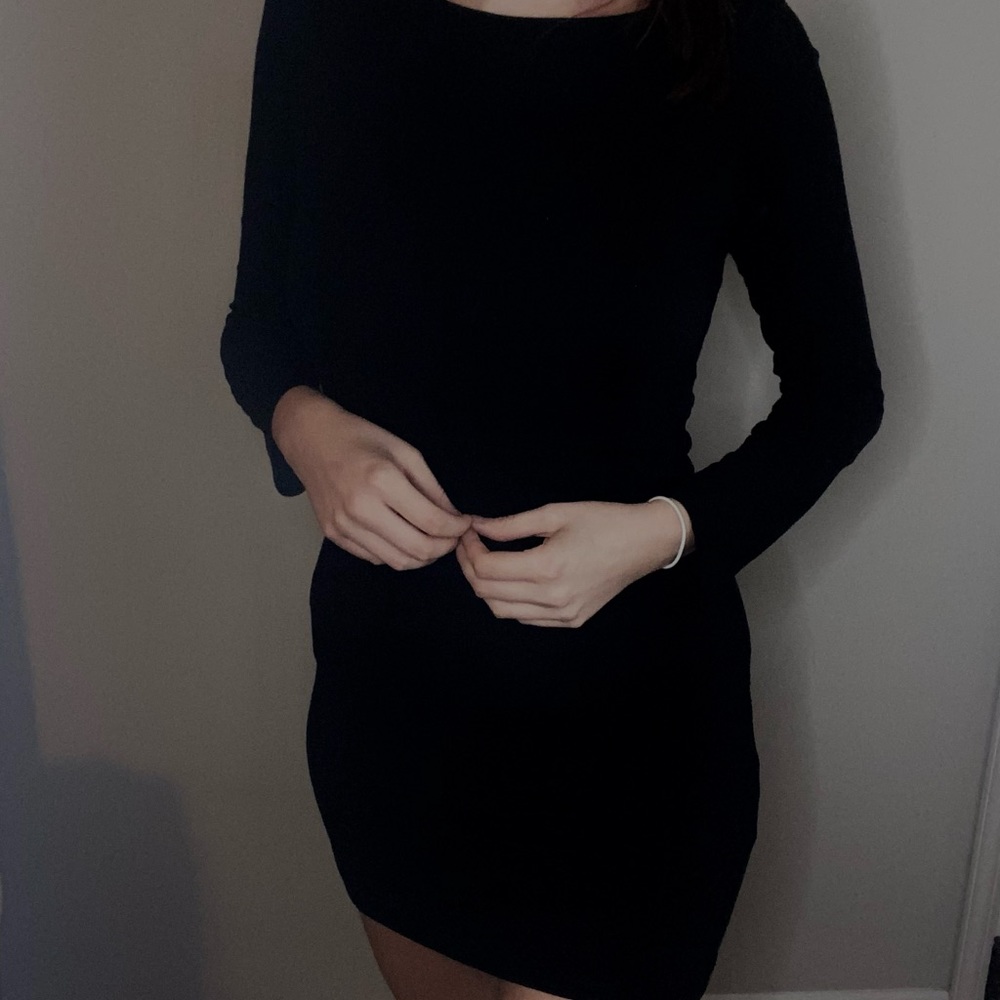 Forever 21 Long Sleeve Black Dress